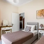 Apartament & Barbati Panoramic Views By Konnect *